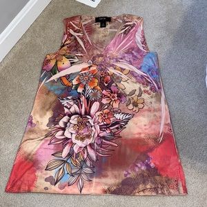 Tank top with design